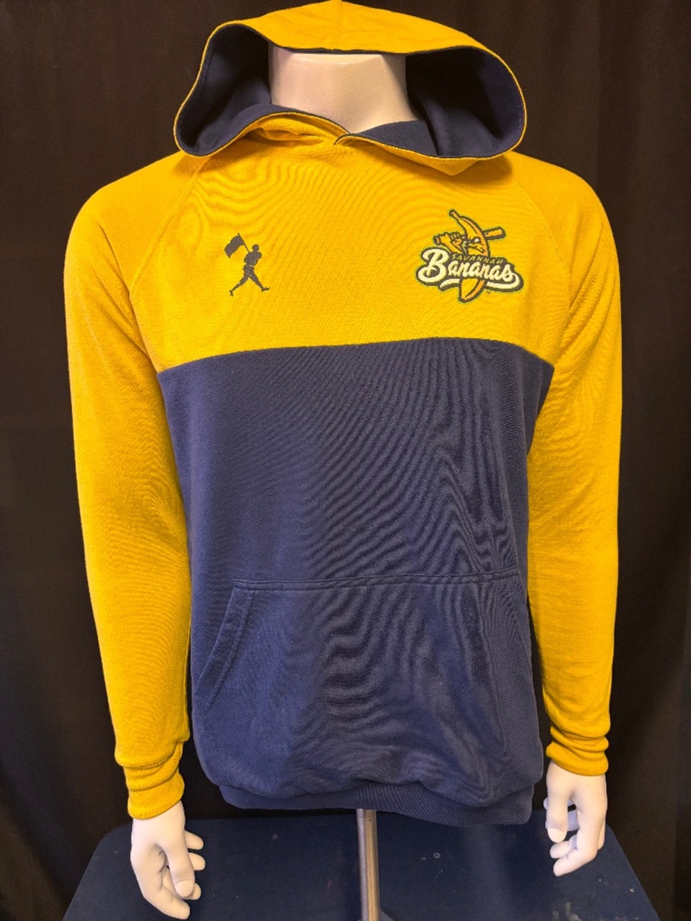 Reversible Baseballism mens small Savanah Bananas sweatshirt hoodie